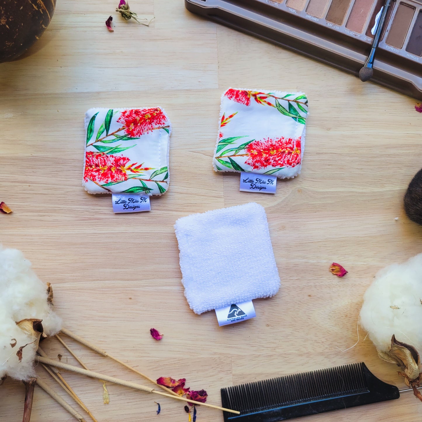 Bottle Brush Makeup Wipes
