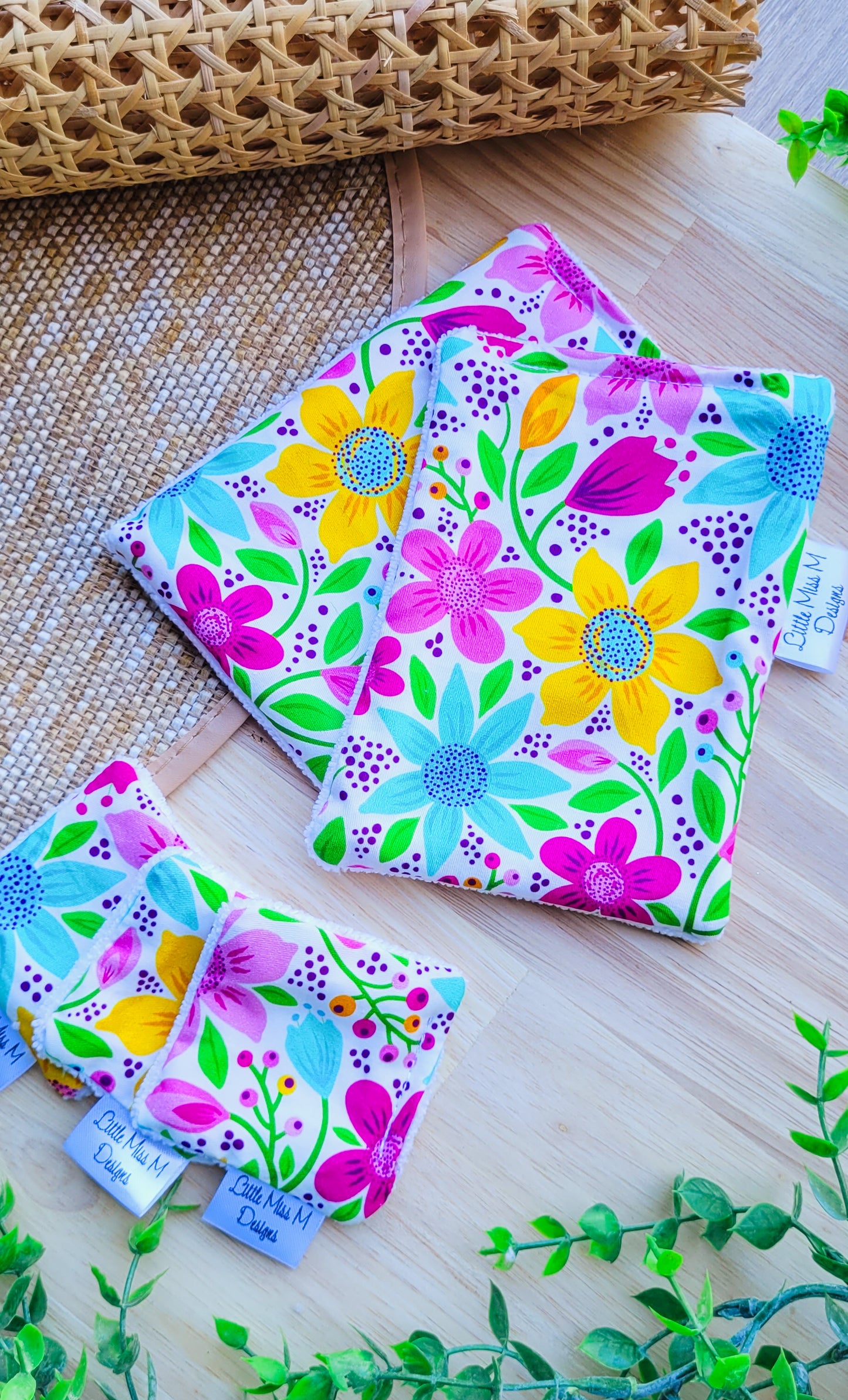 Pretty in Pink Makeup Wipes
