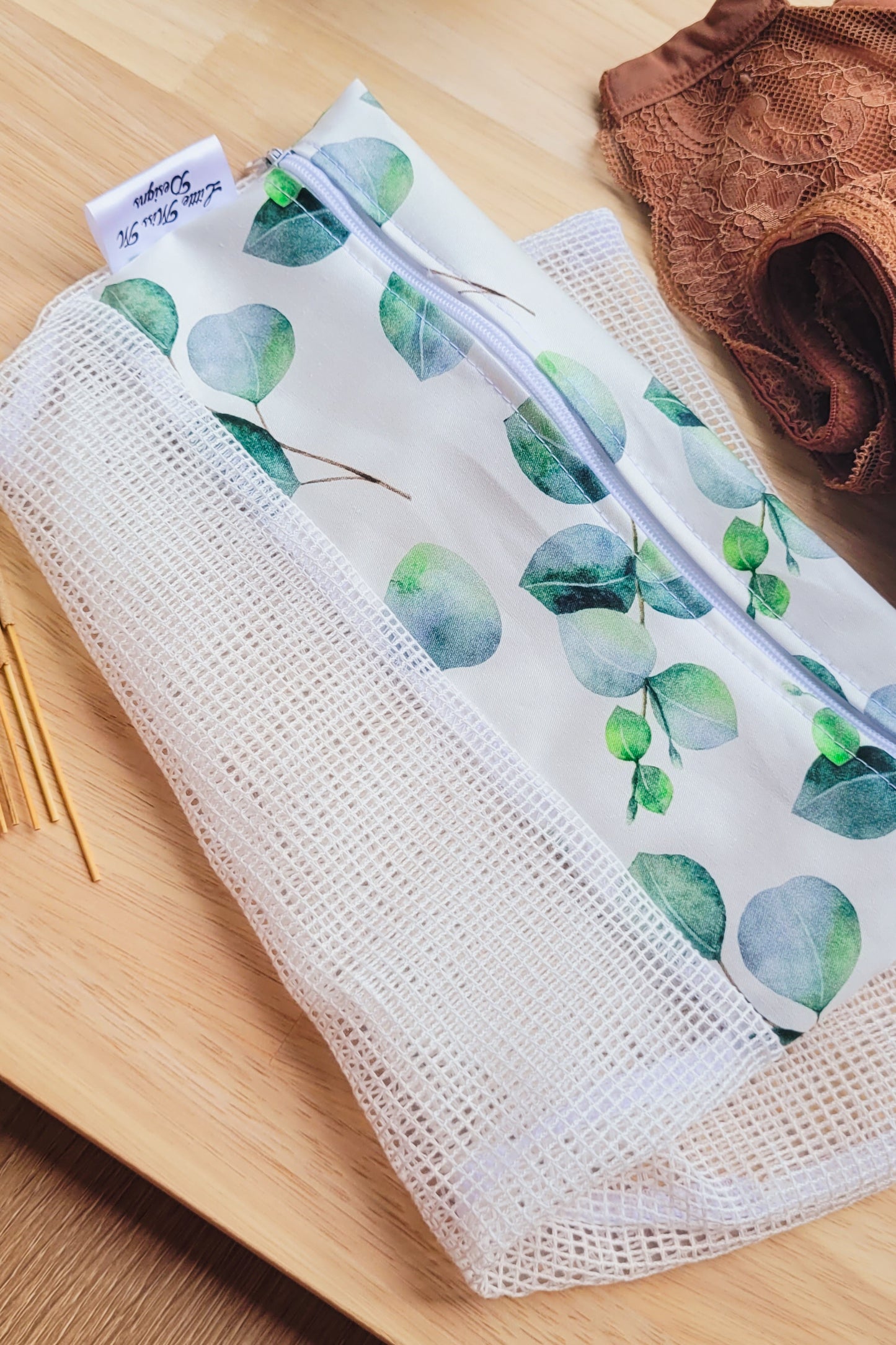 Large Gum Wash Bag