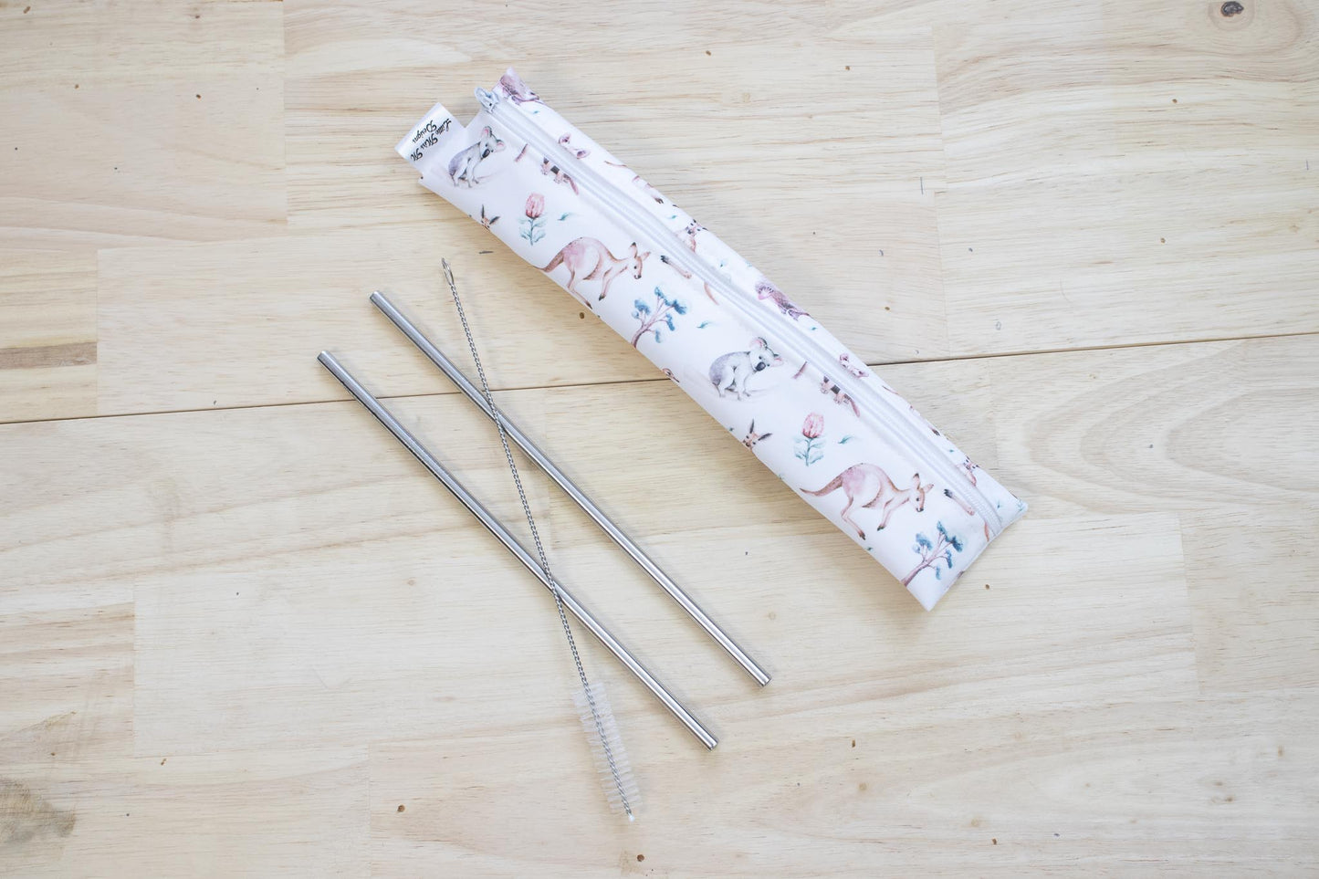 Australian Wildlife Straw Pouch