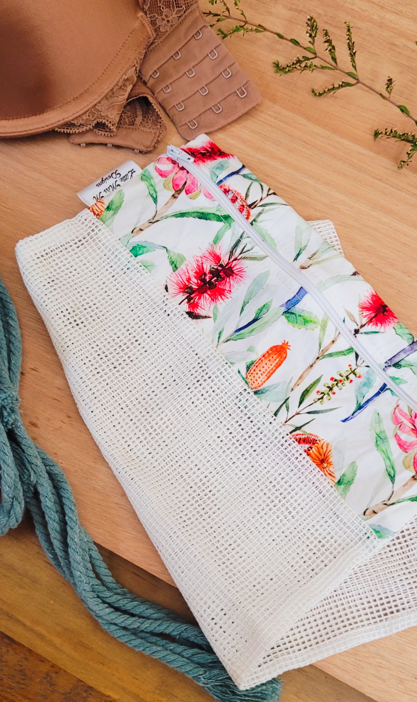 Cream Natives Wash Bag
