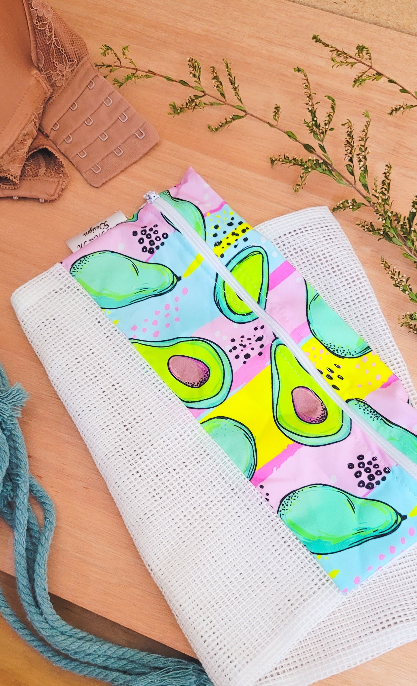 Avo Wash Bag