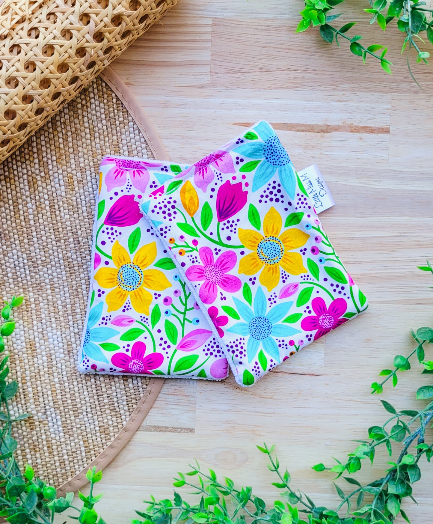 Pretty in Pink  Makeup Wipes