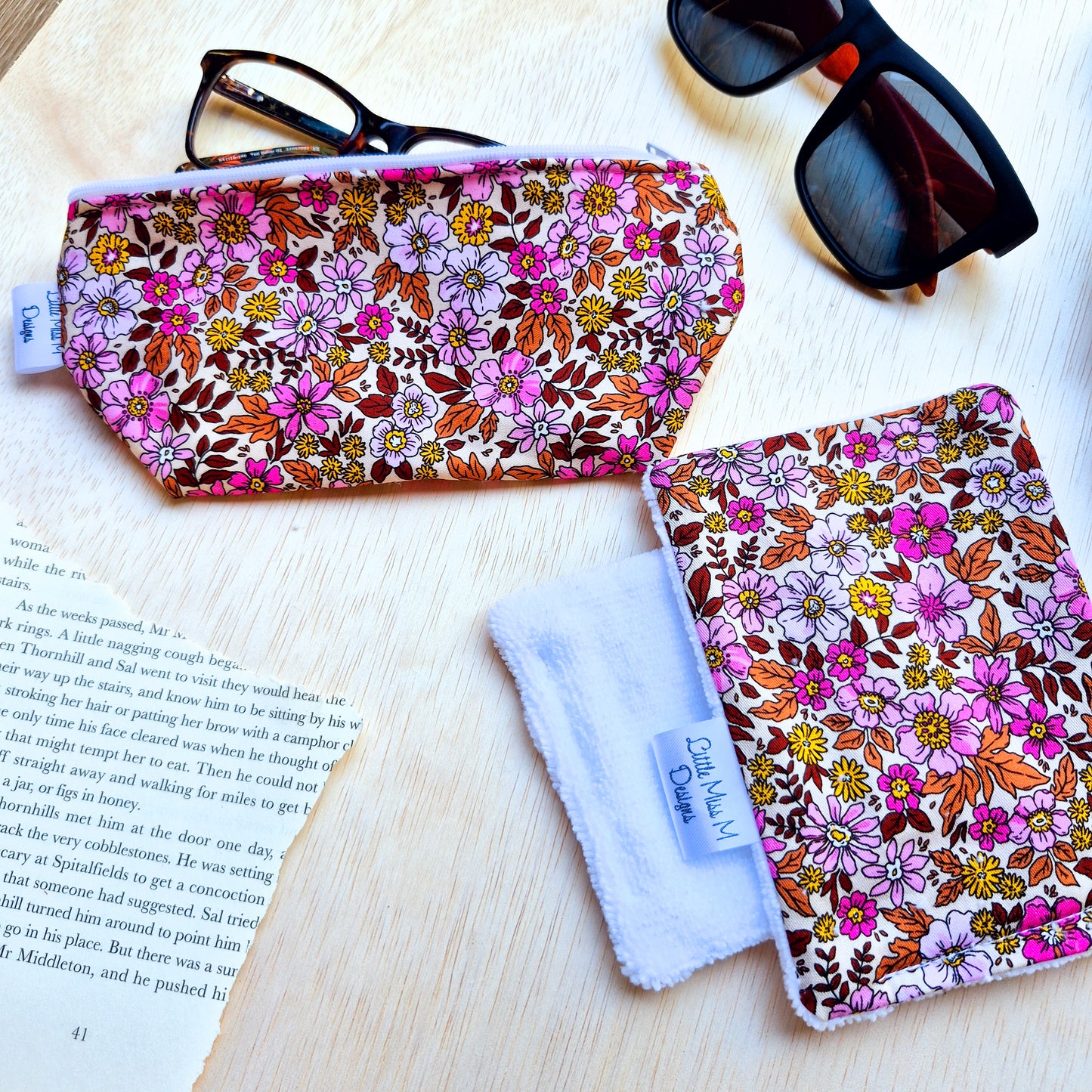 Glasses Case & Cleaner Daffy