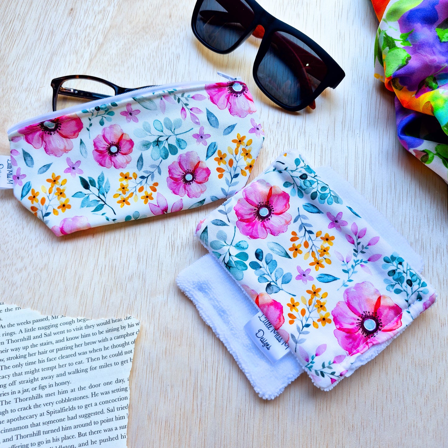 Glasses Case & Cleaner Summertime