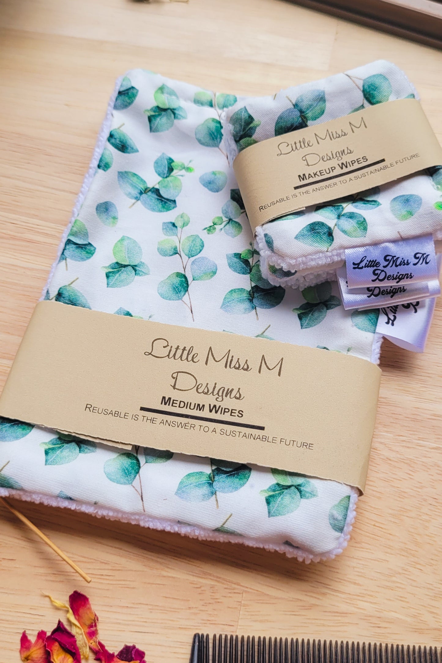 Small Gum Makeup Wipes
