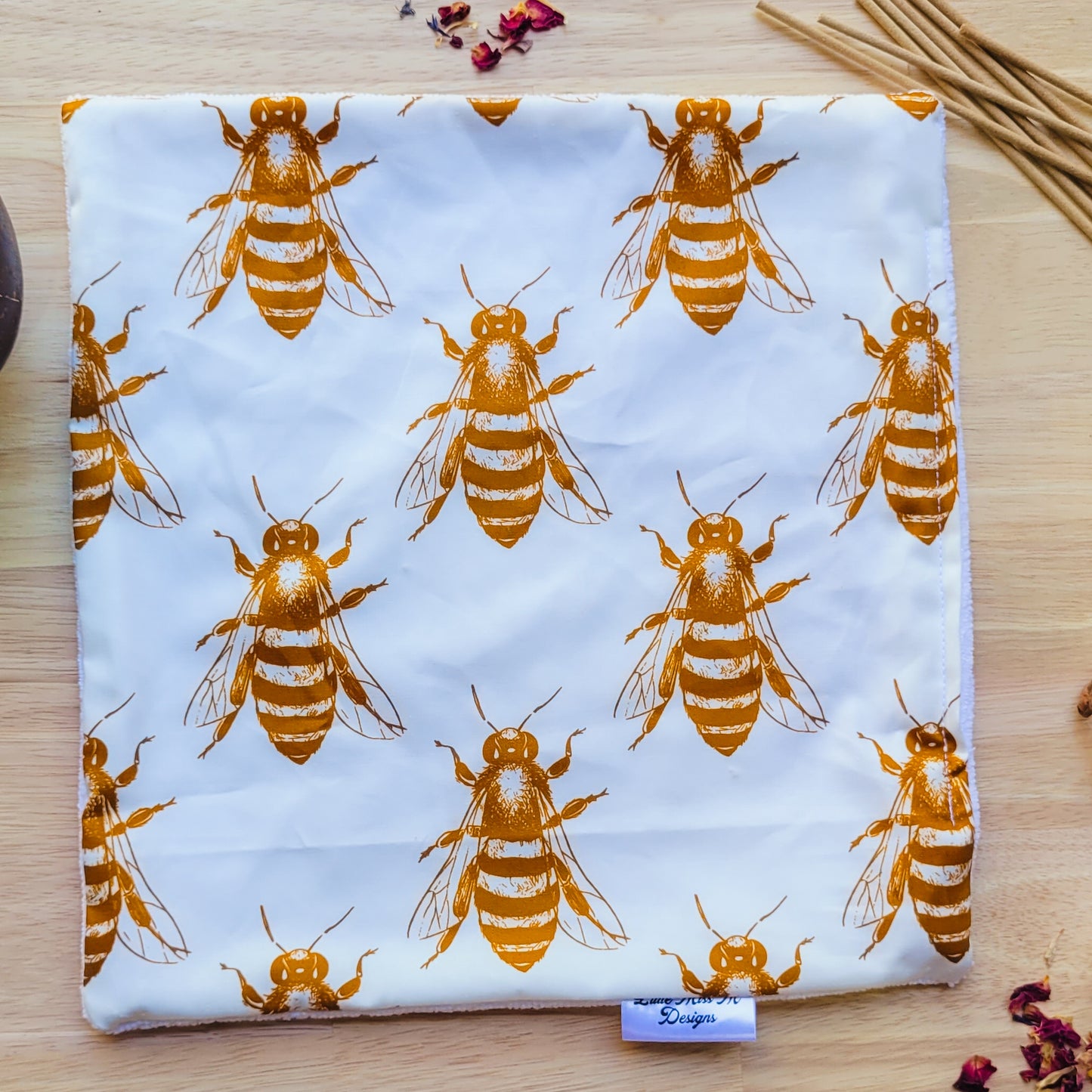 Wizzy Bee Cleaning Wipes