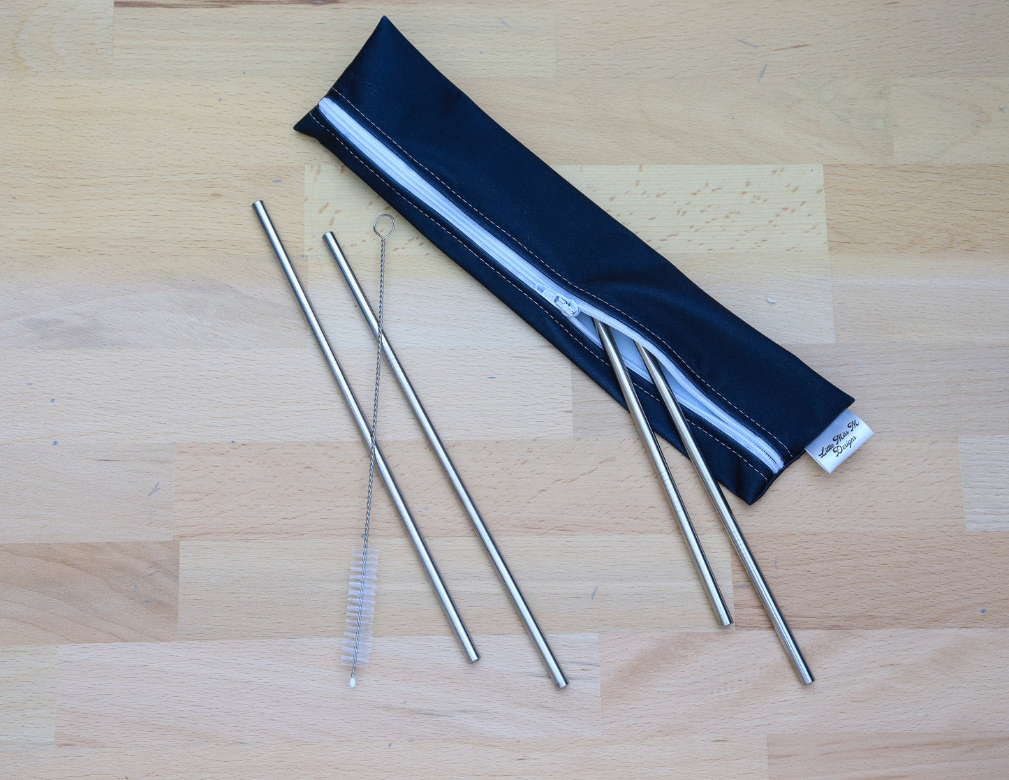 Black Straw Pouch