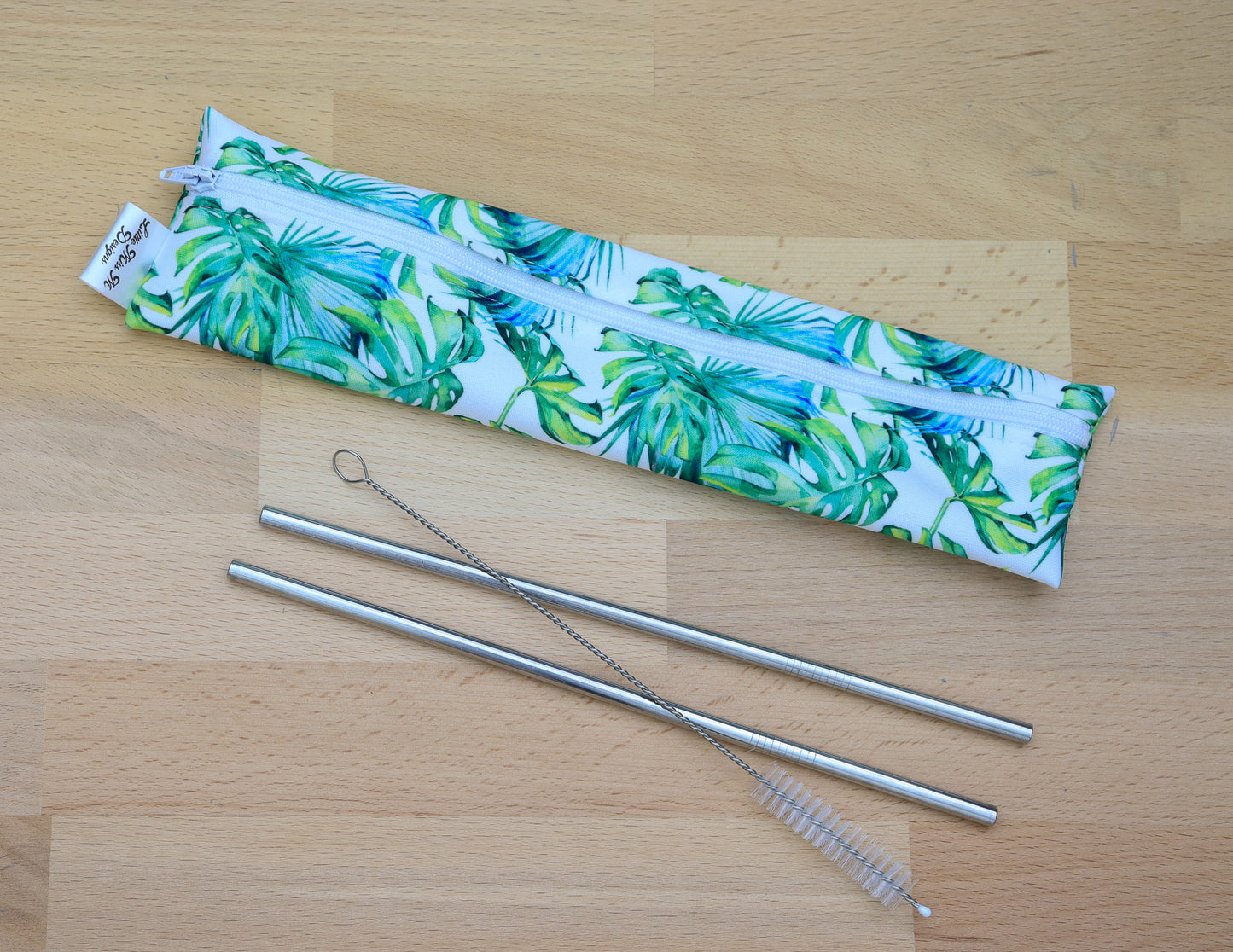 Tropical Straw Pouch
