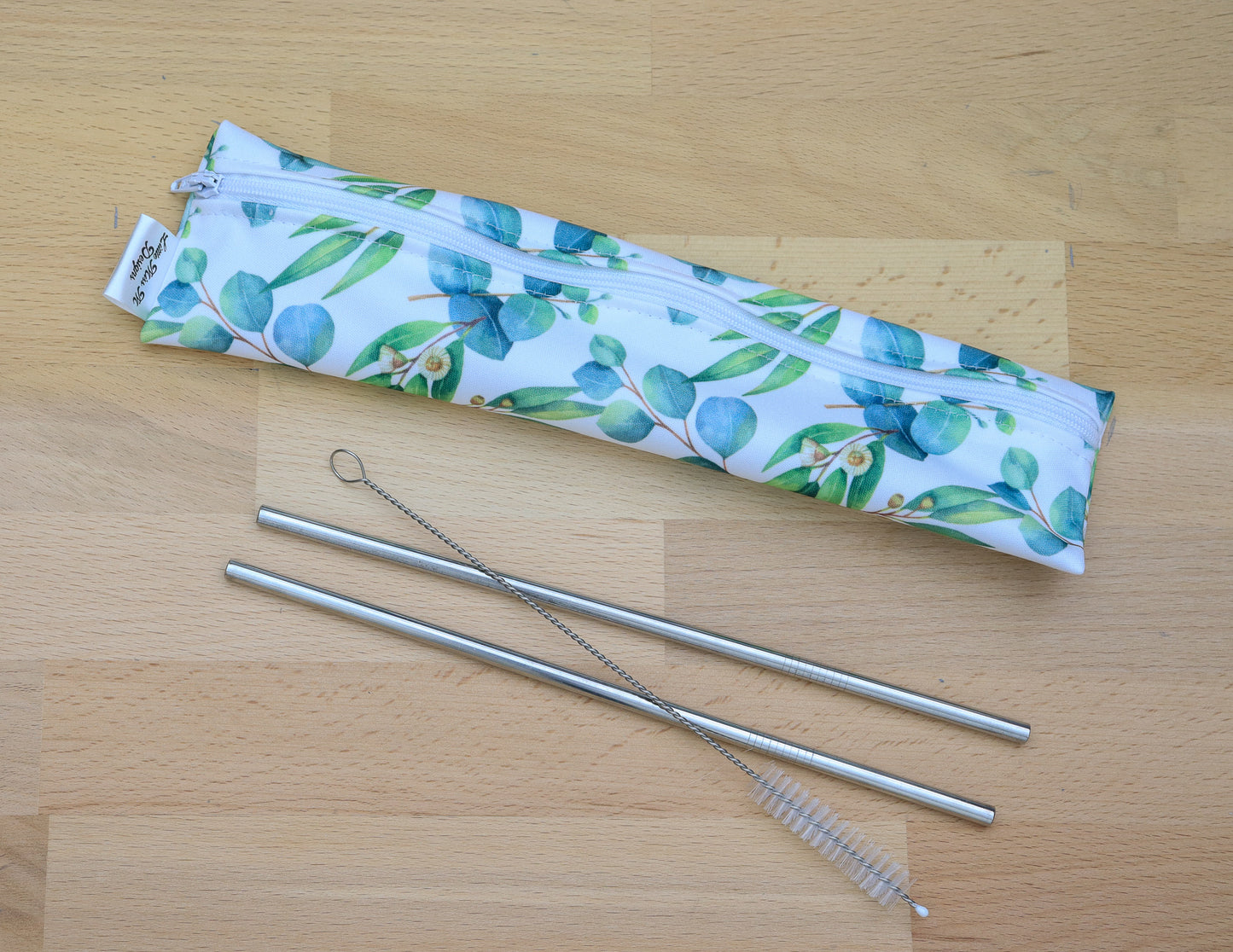 Two Gum Straw Pouch