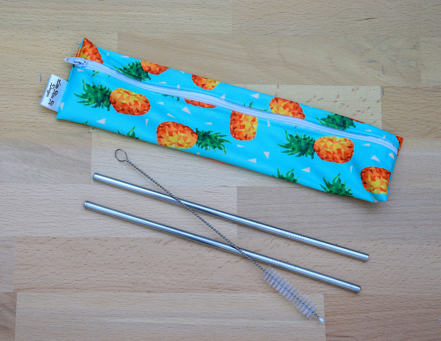 Pineapples Straw Pouch