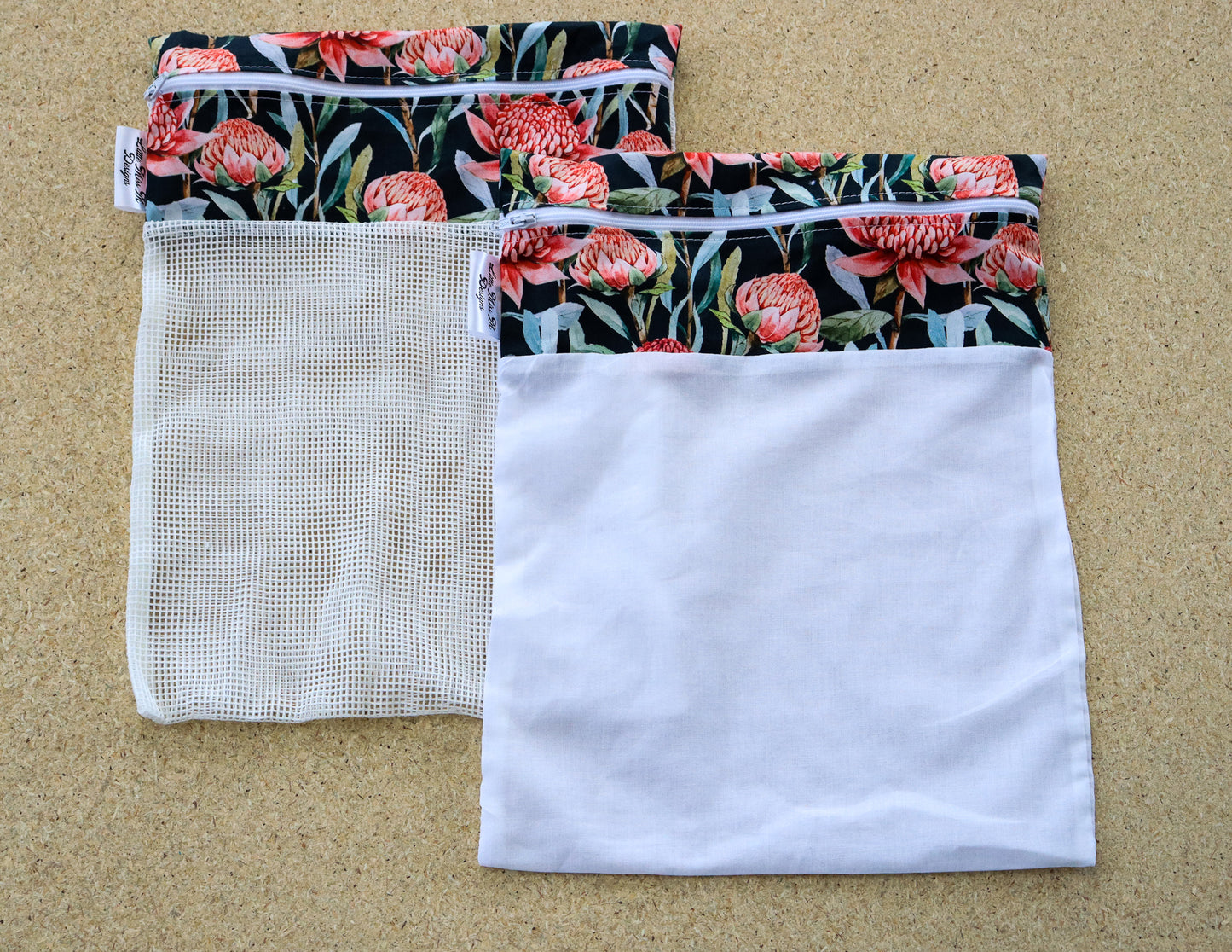 Waratah Wash Bag