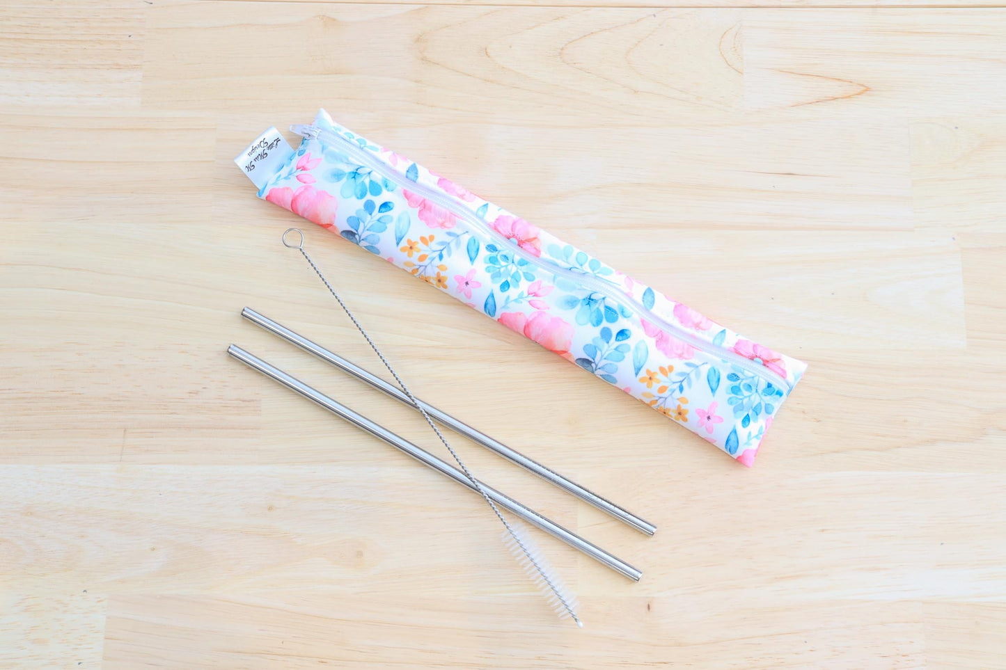 Summertime Straw Pouch