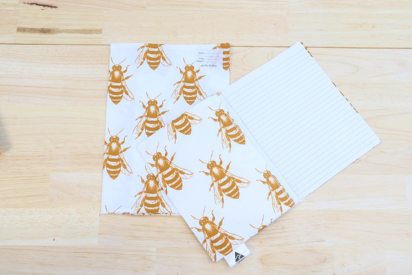 Wizzy Bee Scrapbook Covers